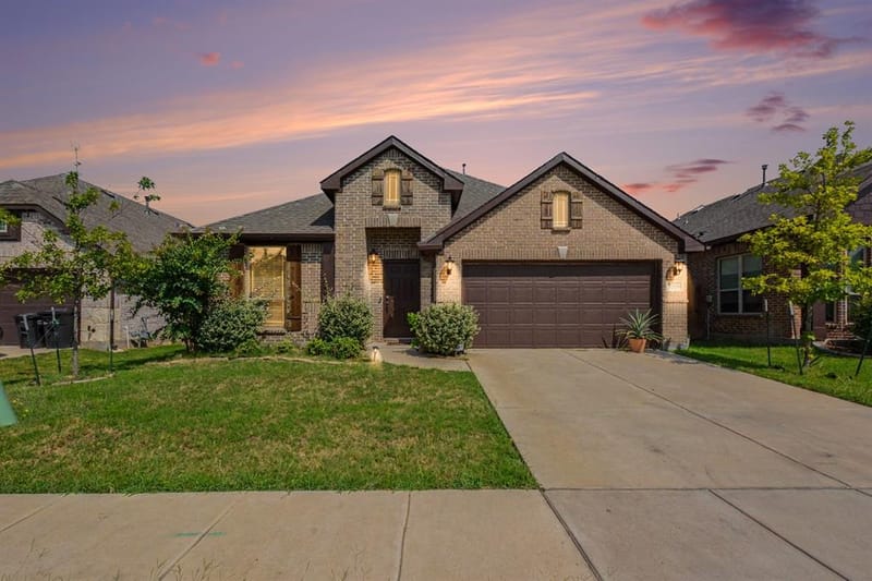 3109 Mountcross Road, Mesquite TX 75181