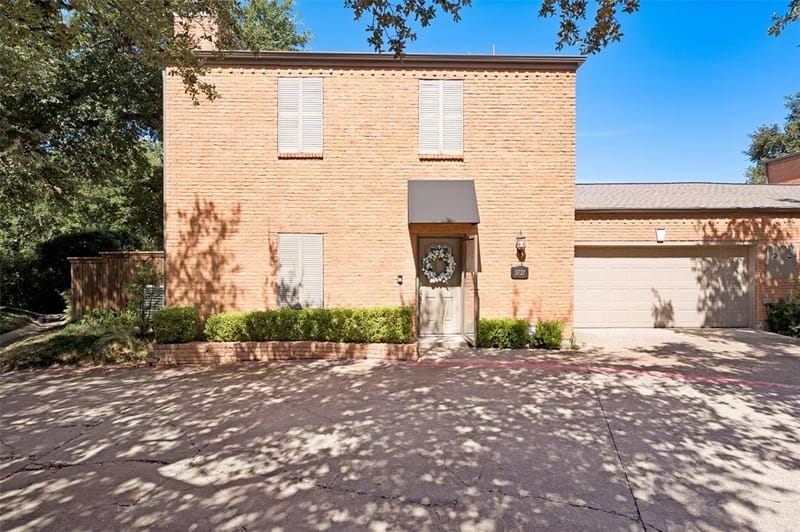 5727 Remington Park Square, Dallas TX 75252