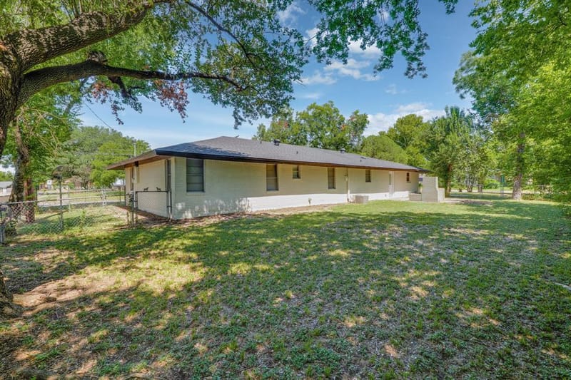 3000 Old Robinson Road, Waco TX 76706 - Photo 22