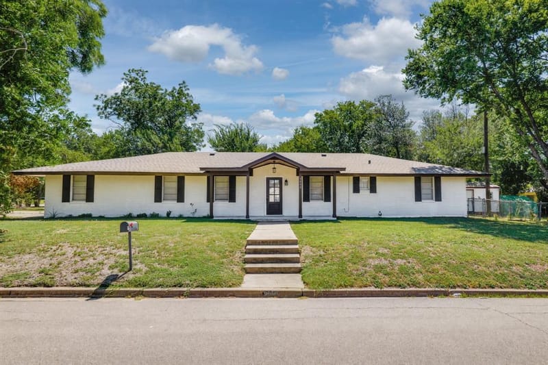 3000 Old Robinson Road, Waco TX 76706