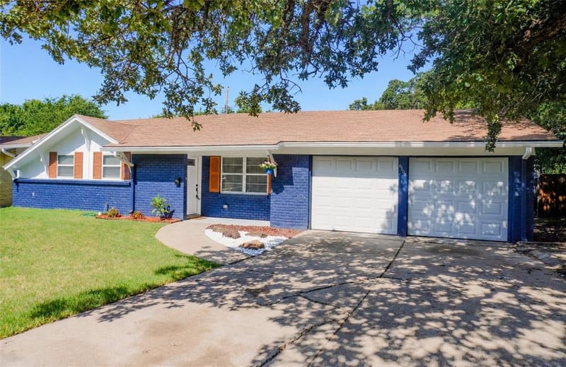 6608 Margaret Drive, Forest Hill TX 76140 - Photo 4
