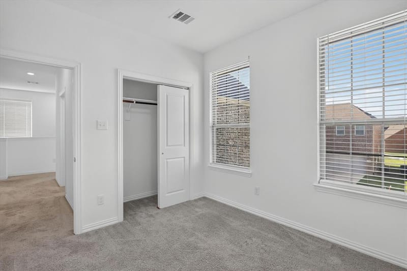243 Woodson Street, Irving TX 75063 - Photo 16