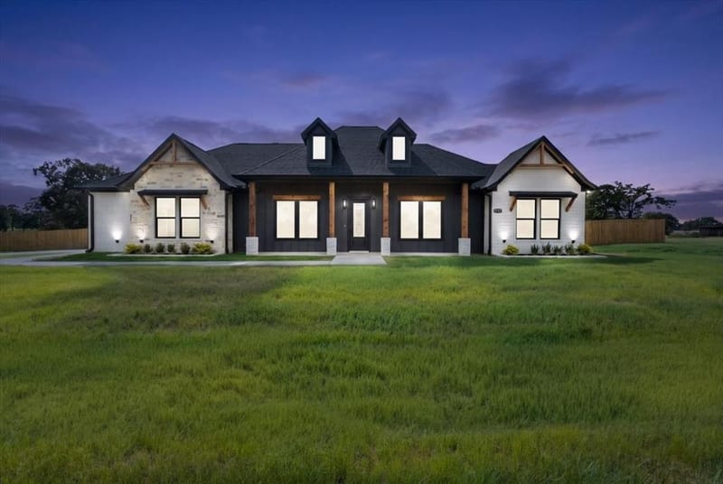 7727 Molina Drive, Tyler TX 75704