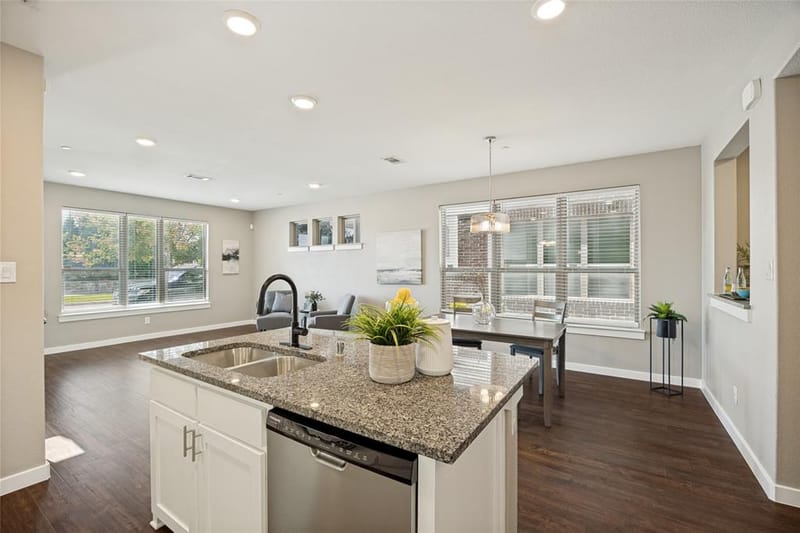 424 Texas Drive, Plano TX 75075 - Photo 4