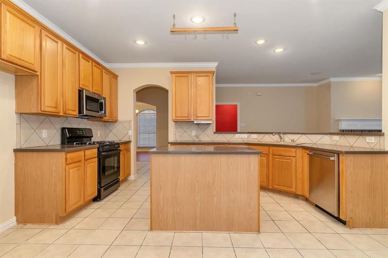 4512 Adobe Drive, Fort Worth TX 76123 - Photo 4