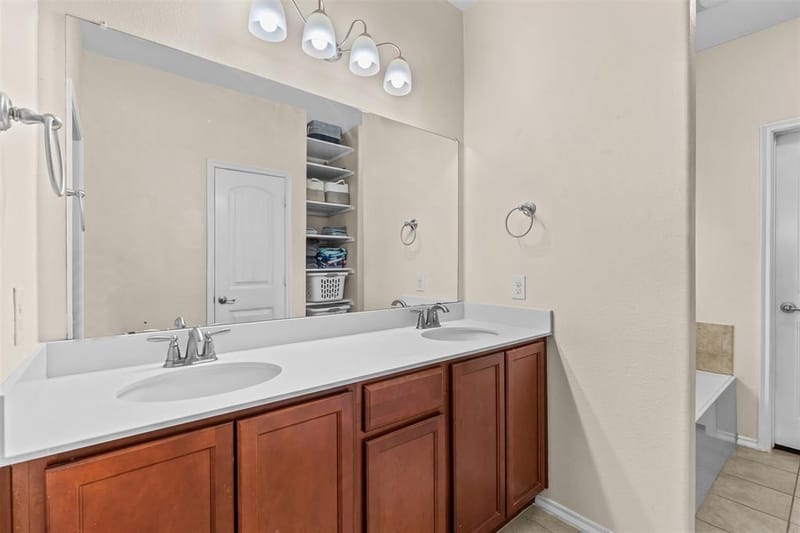 404 Marquette Drive, Van Alstyne TX 75495 - Photo 13