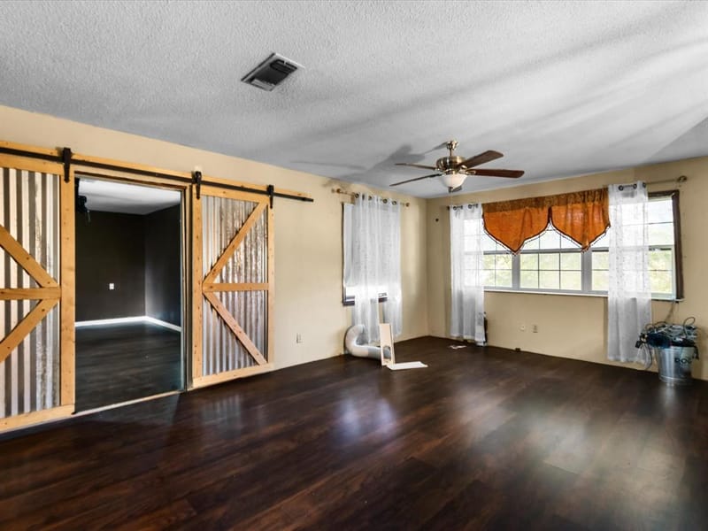 1829 W Lake Shore Drive, Alvarado TX 76009 - Photo 13