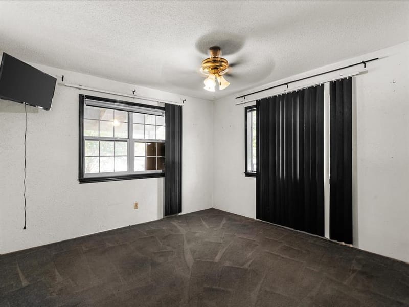 1829 W Lake Shore Drive, Alvarado TX 76009 - Photo 15