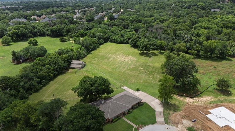 1215 Oakwood Trail, Southlake TX 76092 - Photo 6