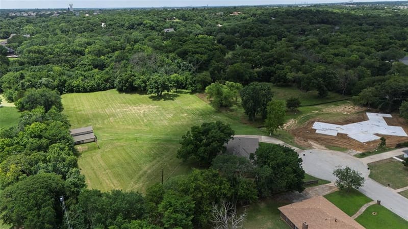 1215 Oakwood Trail, Southlake TX 76092 - Photo 7