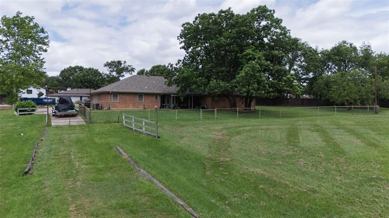 1215 Oakwood Trail, Southlake TX 76092 - Photo 18