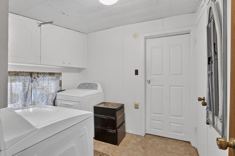 2356 Ballycastle Drive, Dallas TX 75228 - Photo 34