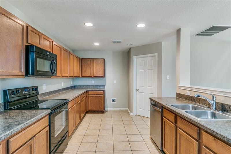 13085 Minnow Way, Frisco TX 75035 - Photo 8