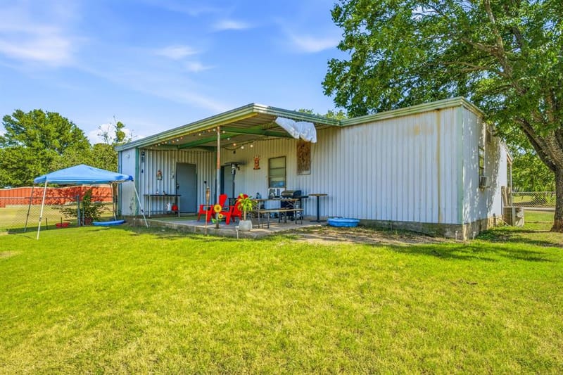 609 E Labadie Avenue, De Leon TX 76444 - Photo 20