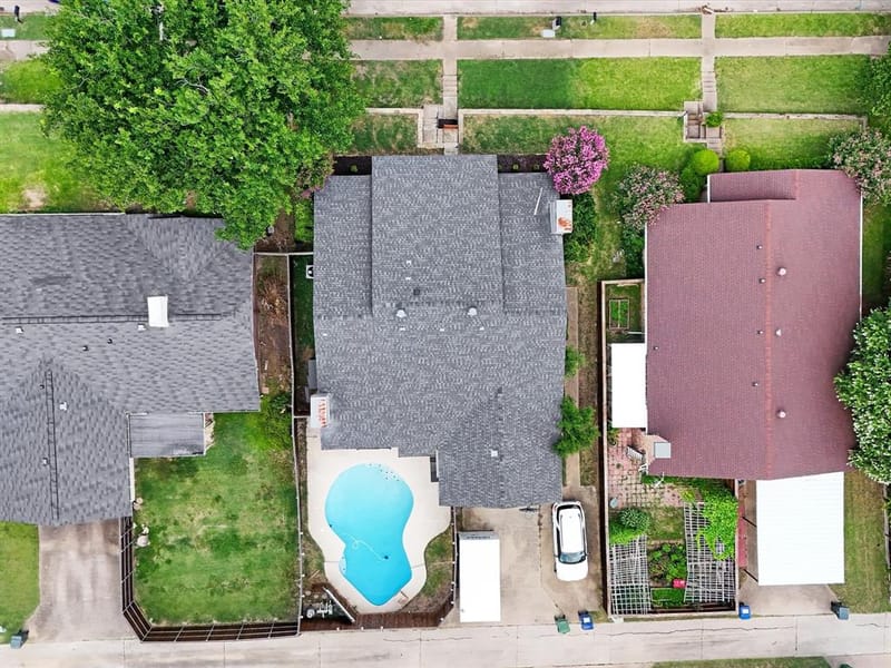 2922 Spring Brook Drive, Garland TX 75044