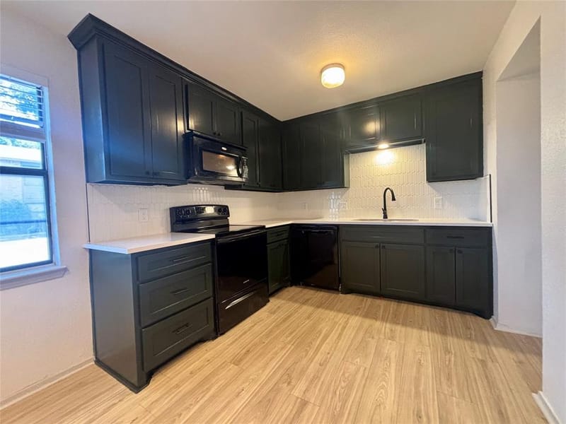 1226 Baylor Avenue, Waco TX 76706 - Photo 8