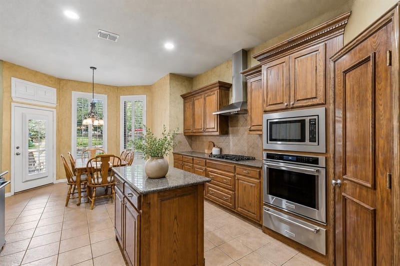 2004 Hayley Drive, Keller TX 76248 - Photo 8