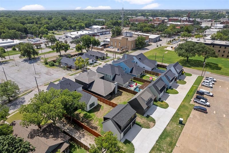 409 N Rogers Street, Waxahachie TX 75165 - Photo 13