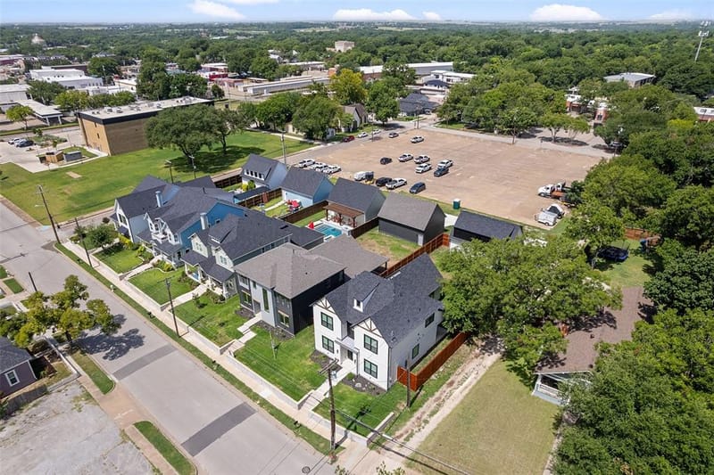 409 N Rogers Street, Waxahachie TX 75165 - Photo 12