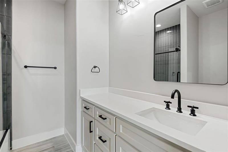409 N Rogers Street, Waxahachie TX 75165 - Photo 30