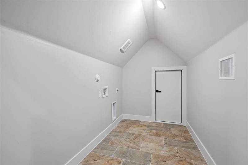 409 N Rogers Street, Waxahachie TX 75165 - Photo 8