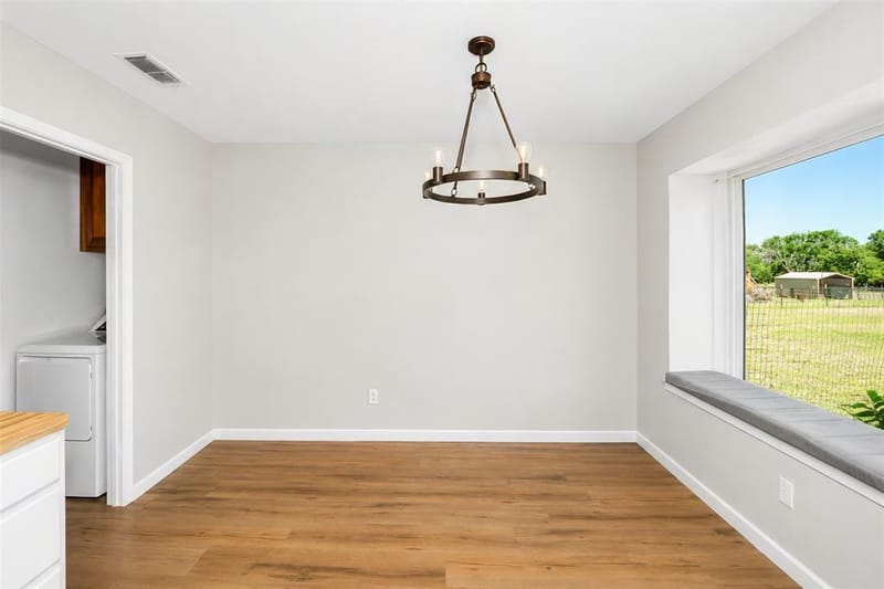 2102 Hill Top Circle, Weatherford TX 76085 - Photo 9