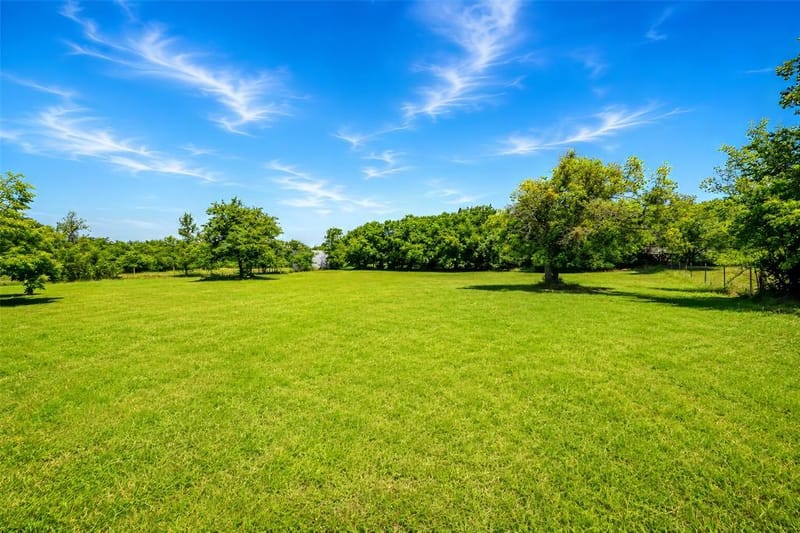 2102 Hill Top Circle, Weatherford TX 76085 - Photo 25