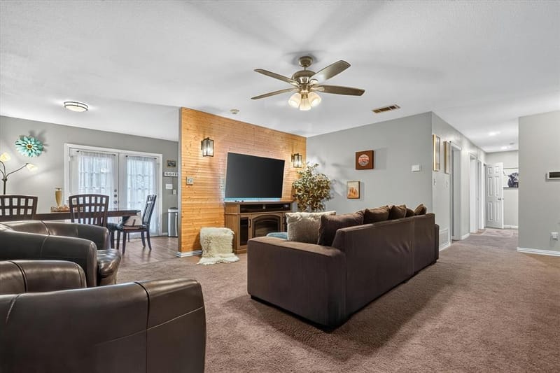 1200 E Georgian Road, Saginaw TX 76179 - Photo 6