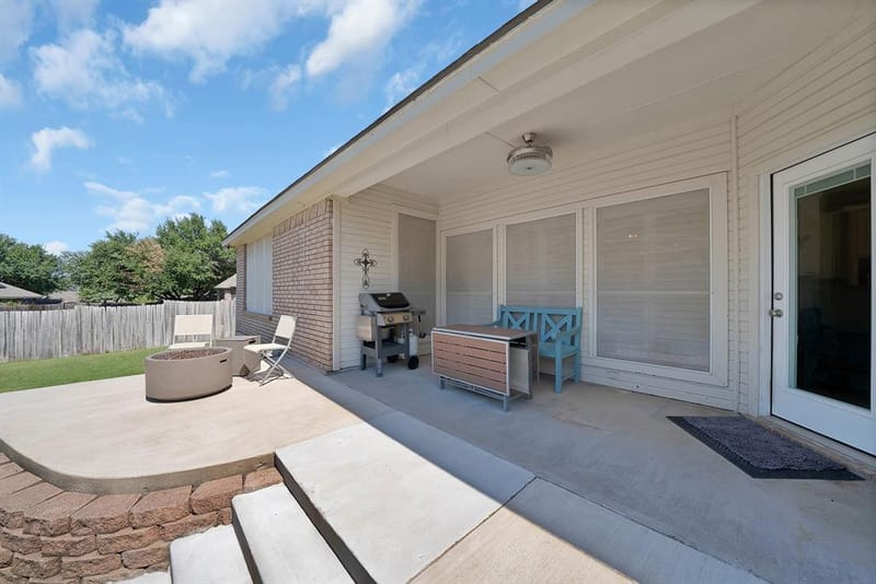 111 Honeysuckle Drive, Justin TX 76247 - Photo 38
