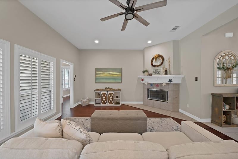 111 Honeysuckle Drive, Justin TX 76247 - Photo 14