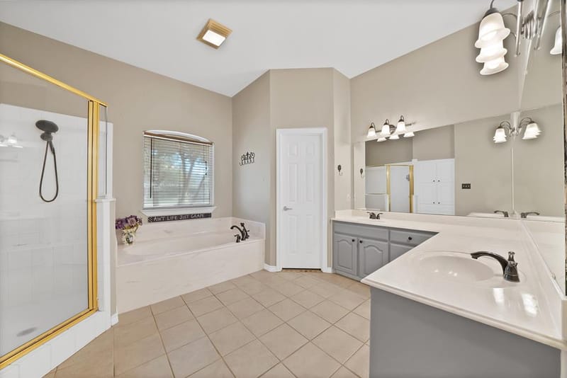 111 Honeysuckle Drive, Justin TX 76247 - Photo 25