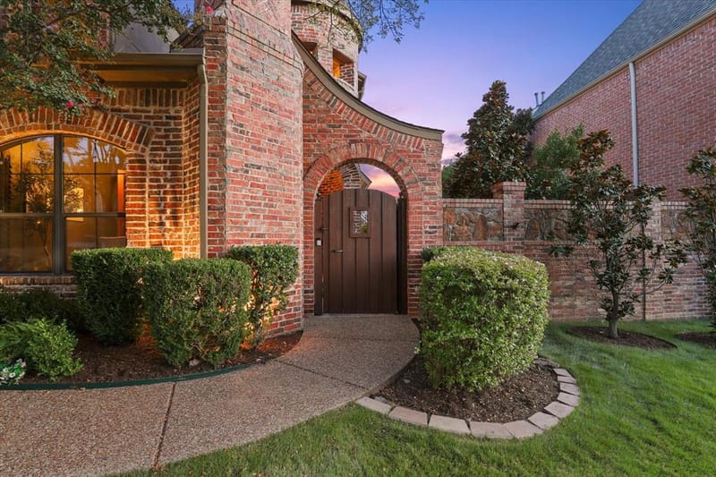 7008 Kenswick Drive, Plano TX 75024 - Photo 2