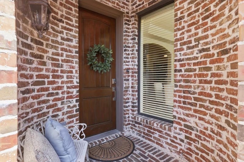 7008 Kenswick Drive, Plano TX 75024 - Photo 3
