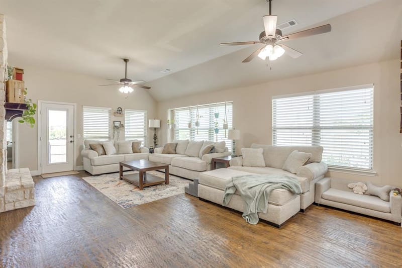 106 Hannah Court, Weatherford TX 76085 - Photo 5