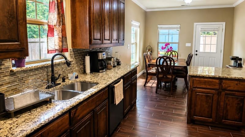 315 E Brockett Street, Sherman TX 75090 - Photo 17