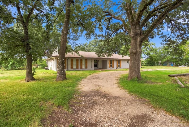 1131 Vz CR 3815, Wills Point TX 75169
