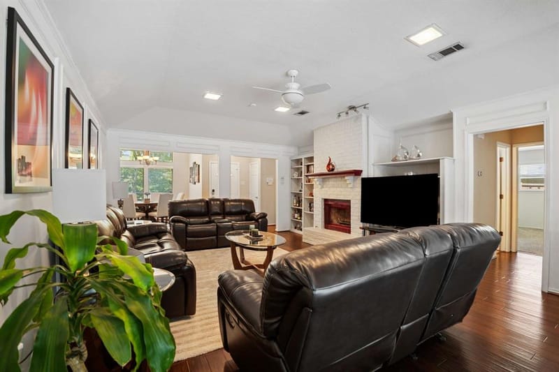 824 Cherlynne Drive, Cedar Hill TX 75104 - Photo 9