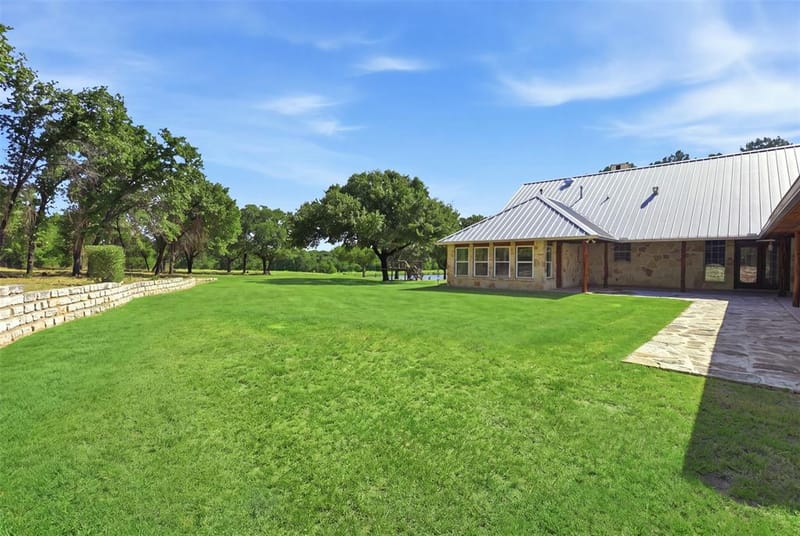 1070 S Reno Road, Reno TX 76082 - Photo 29