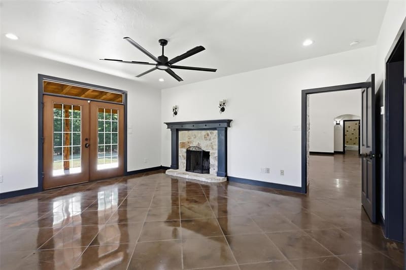 1070 S Reno Road, Reno TX 76082 - Photo 21