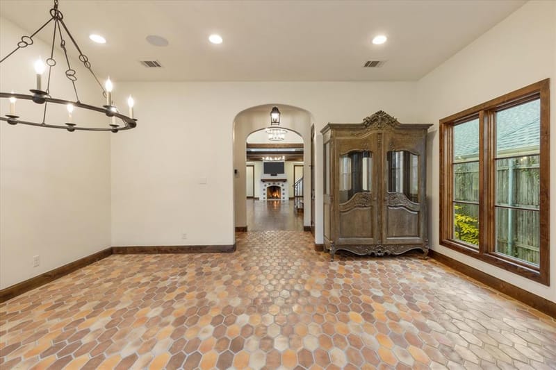 3904 W 5th Street, Fort Worth TX 76107 - Photo 5