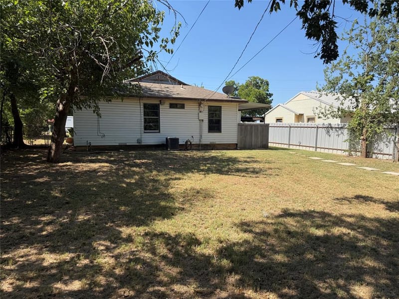 2111 SE 19th Street, Mineral Wells TX 76067 - Photo 26