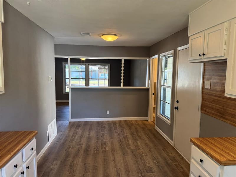 2111 SE 19th Street, Mineral Wells TX 76067 - Photo 8