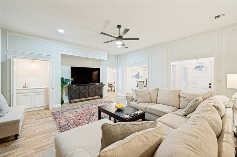 3823 Rochelle Drive, Arlington TX 76016 - Photo 6
