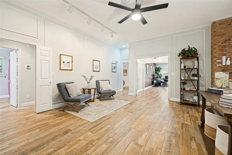 3823 Rochelle Drive, Arlington TX 76016 - Photo 7