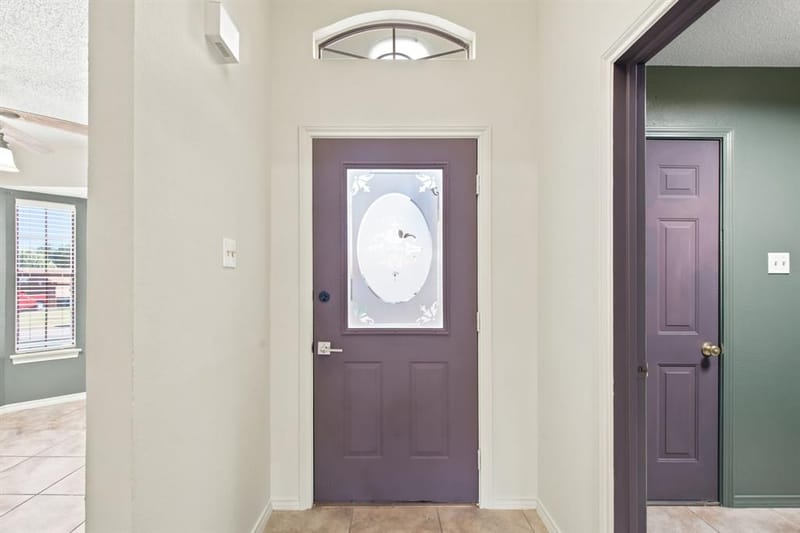 927 Freestone Drive, Arlington TX 76017 - Photo 6