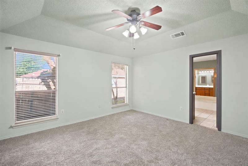927 Freestone Drive, Arlington TX 76017 - Photo 19
