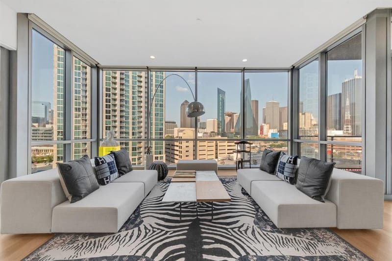 2200 Victory Avenue # 802, Dallas TX 75219