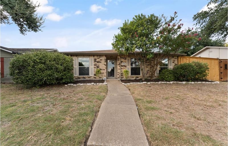 3321 Edgecliff Drive, Garland TX 75043 - Photo 6