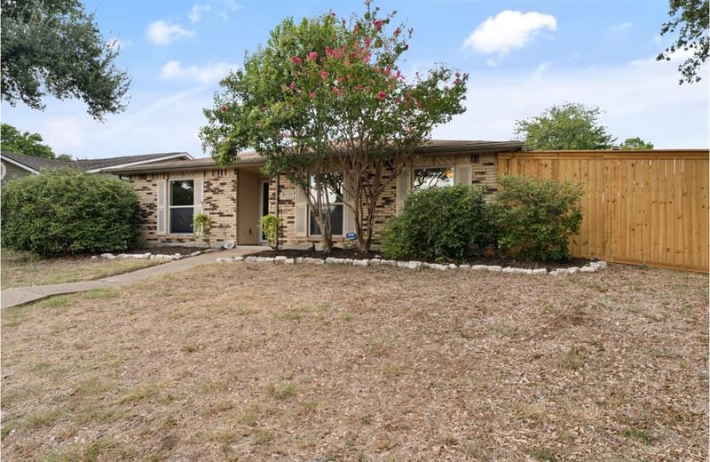 3321 Edgecliff Drive, Garland TX 75043 - Photo 3