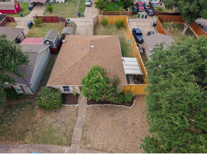 3321 Edgecliff Drive, Garland TX 75043 - Photo 4